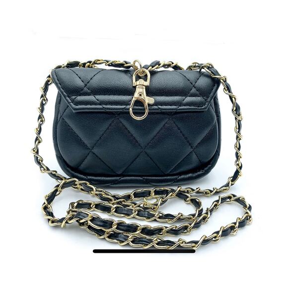 Badgley Mischka Mini Crossbody Purse Key Clip Vegan Leather Black Quilted NWT 49 - Picture 2 of 4